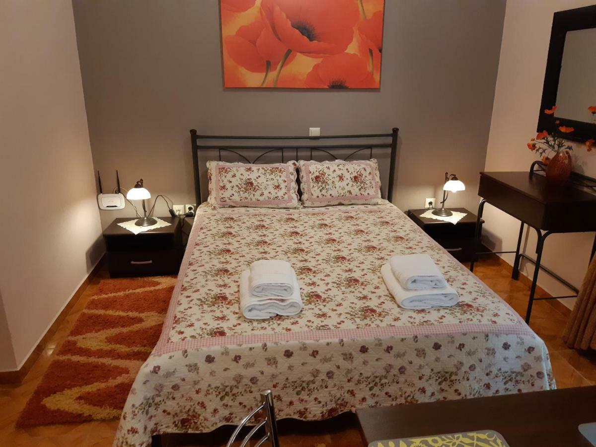 Ariadni 칼라브리타 외부 사진